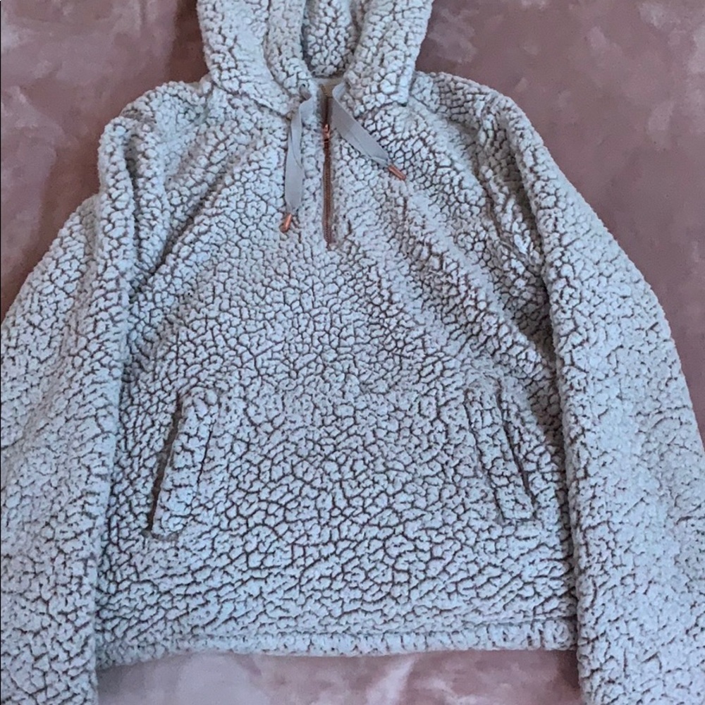 Fluffy sweatshirt